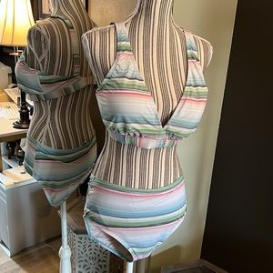 Jantzen, sporty bikini, size 14 (worn a few times)